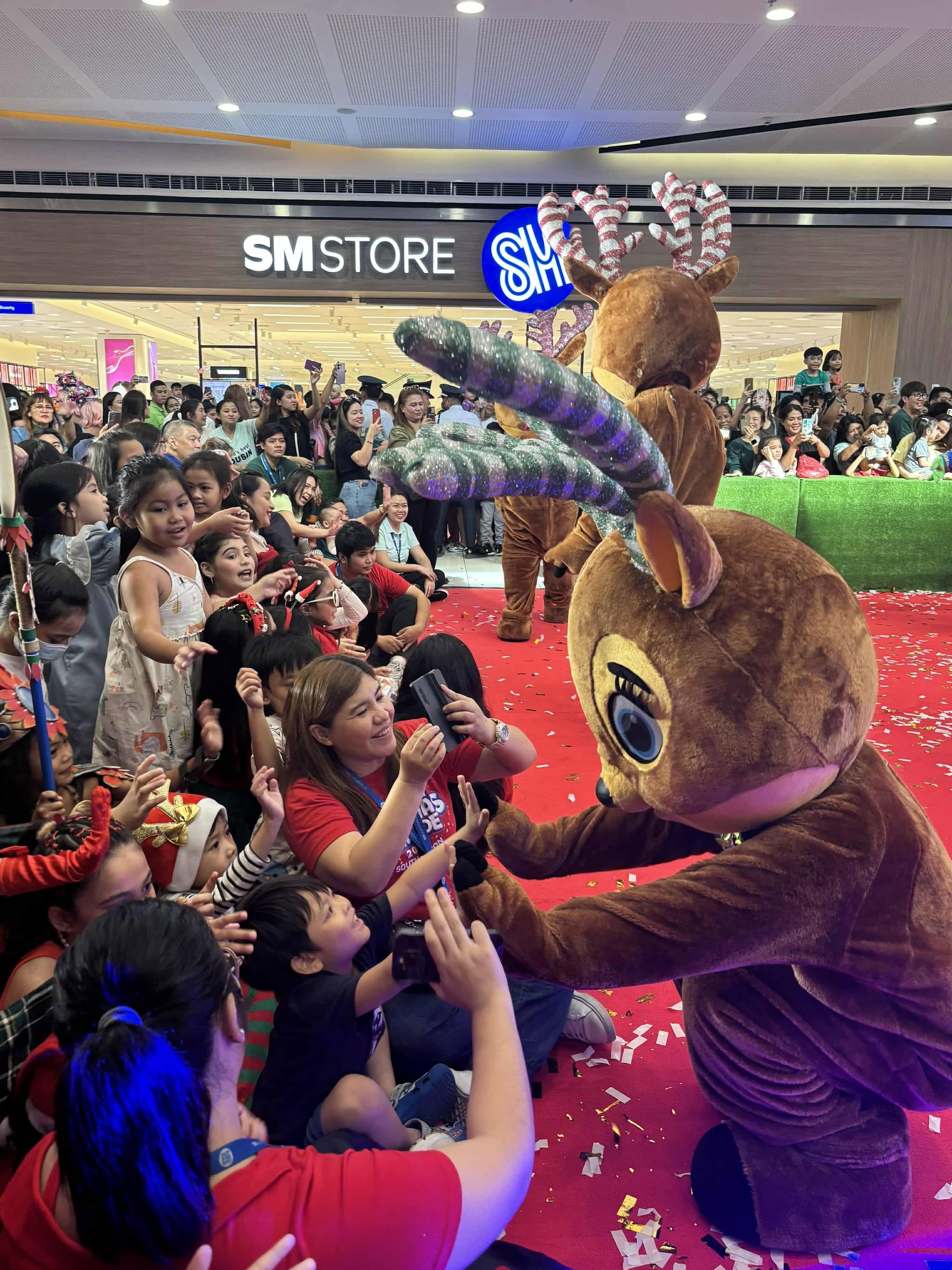 SM MALLS MAGICAL PARADE BRINGS JOY TO LAGUNENSE YOUNGSTERS.