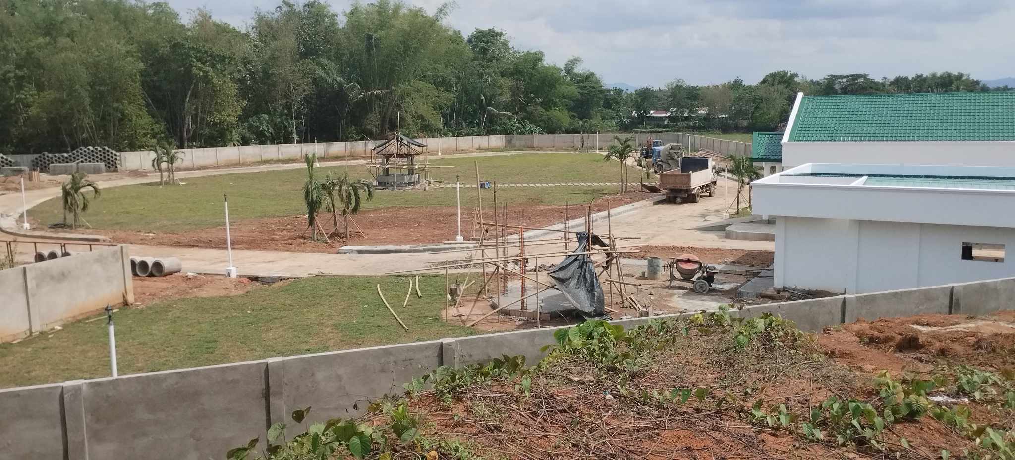 Sigma Cemetery Nears Completion 