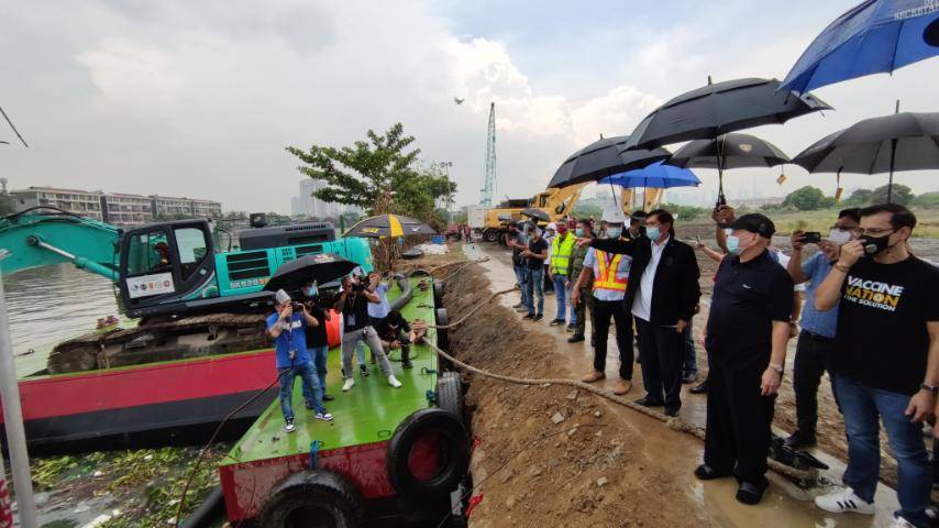 DENR, SMC ink partnership for major Pasig River dredging project 