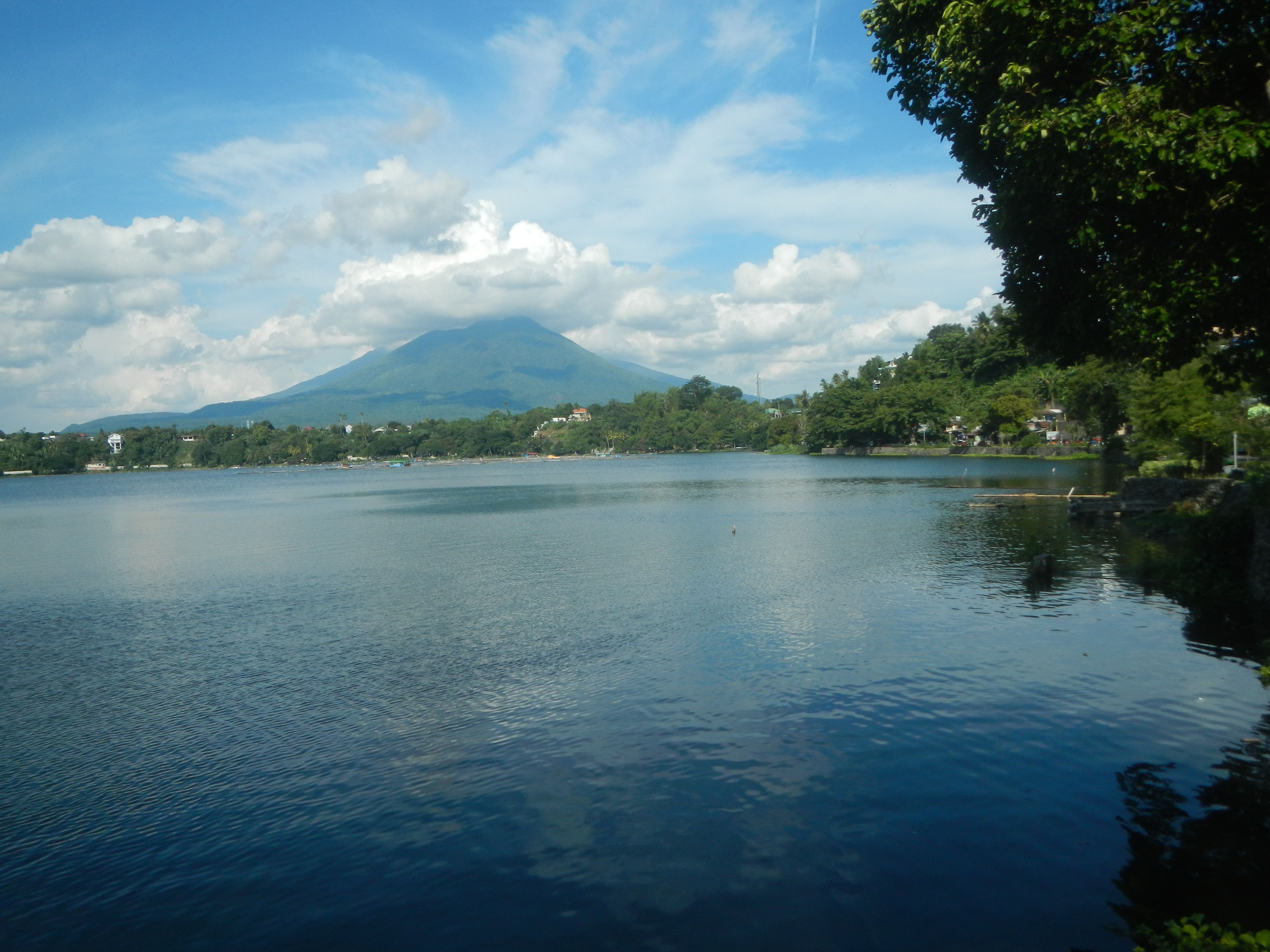 Cleanup drive sa Sampaloc Lake ngayong Setyembre