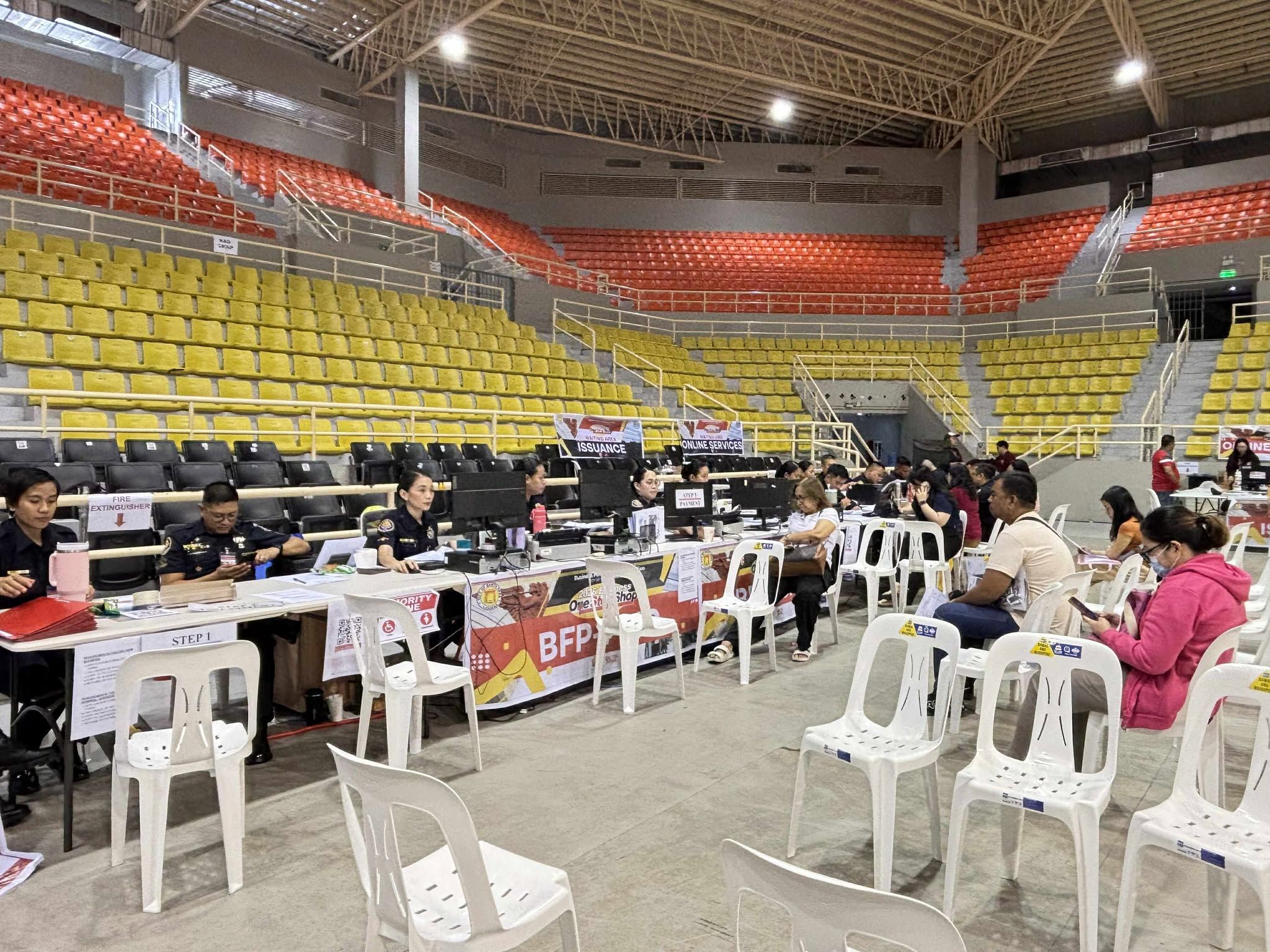 MAS PINABILIS NA BOSS SA SANTA ROSA CITY.