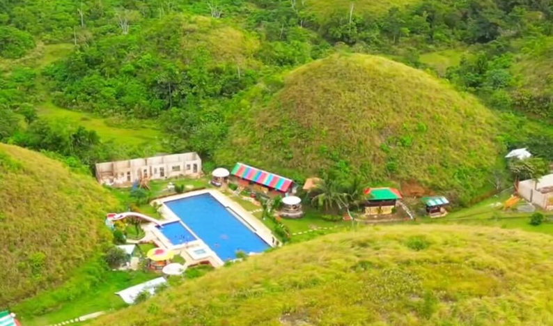 ‘Money talks’ in Chocolate Hills