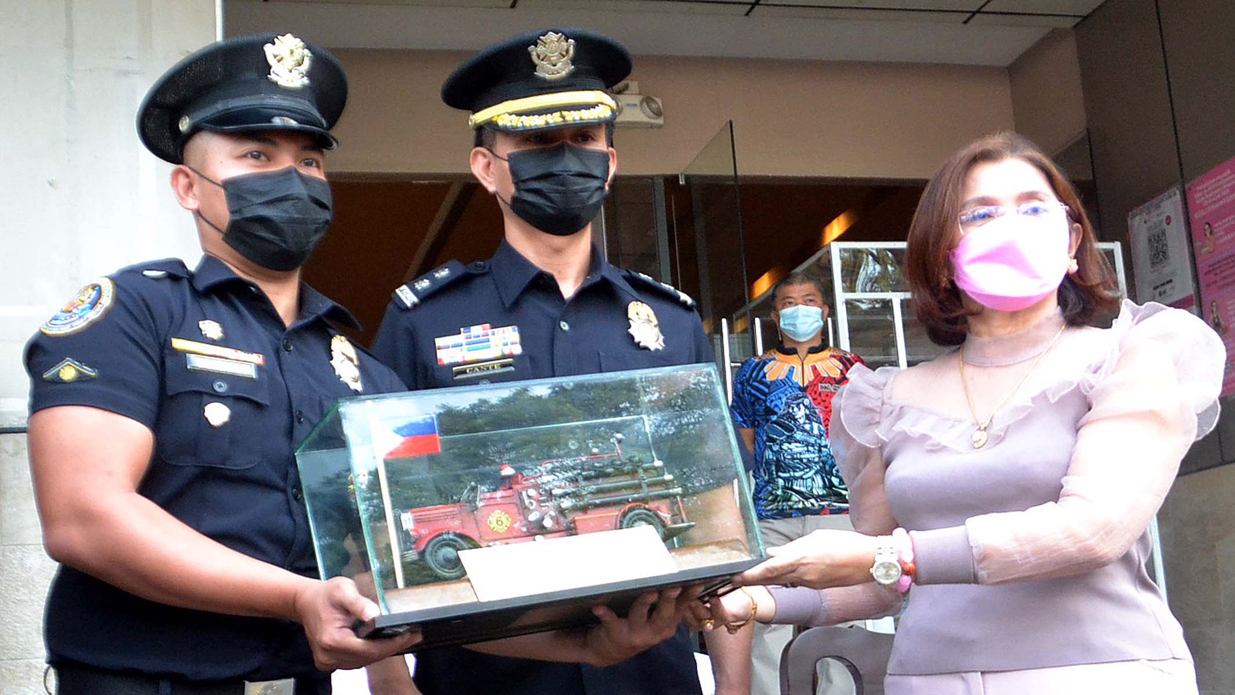 PASAY CITY LGU HONORS OUTSTANDING FIREMEN Mike Taboy