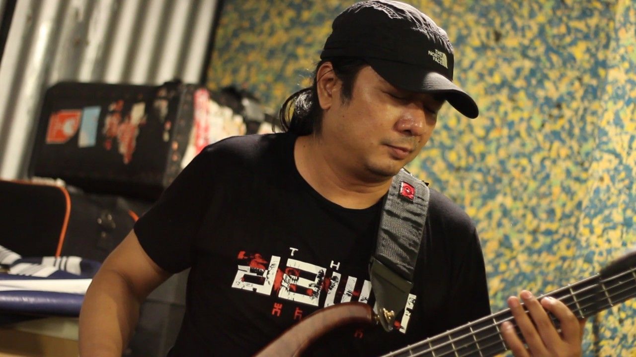 Musician Mon Legaspi dead at 54 from cardiac arrest