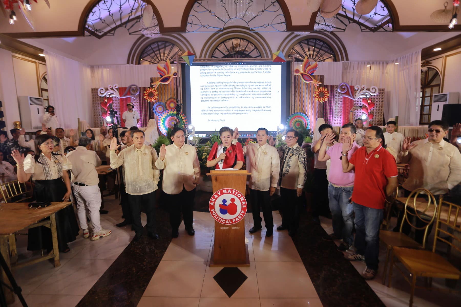 Aragones declares candidacy for governor