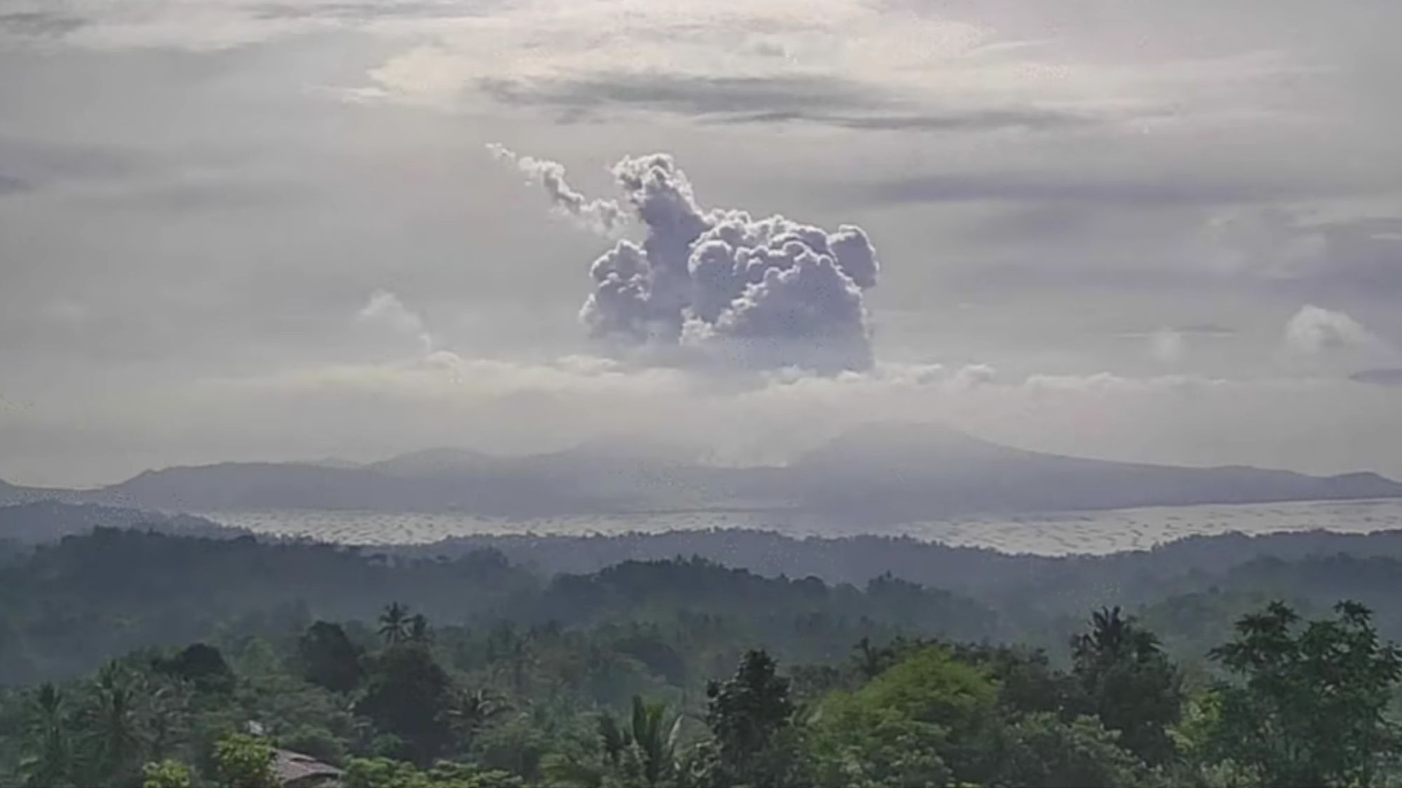 Taal Volcano restless again, emits sulfur dioxide 