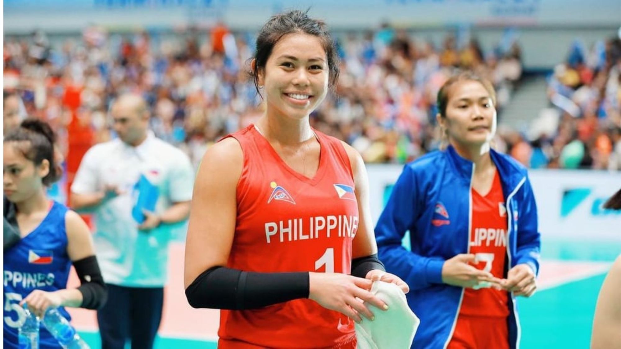 Kalei Mau to suit up for nat'l women's volleyball team; Souza de Brito and Bundit also in transit photo from Leimau_, Instagram