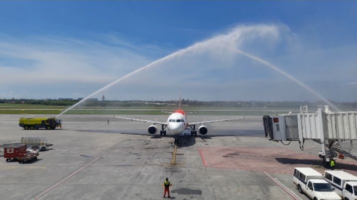 AirAsia transfers to NAIA 2; Up to 12k passengers recorded on its first day