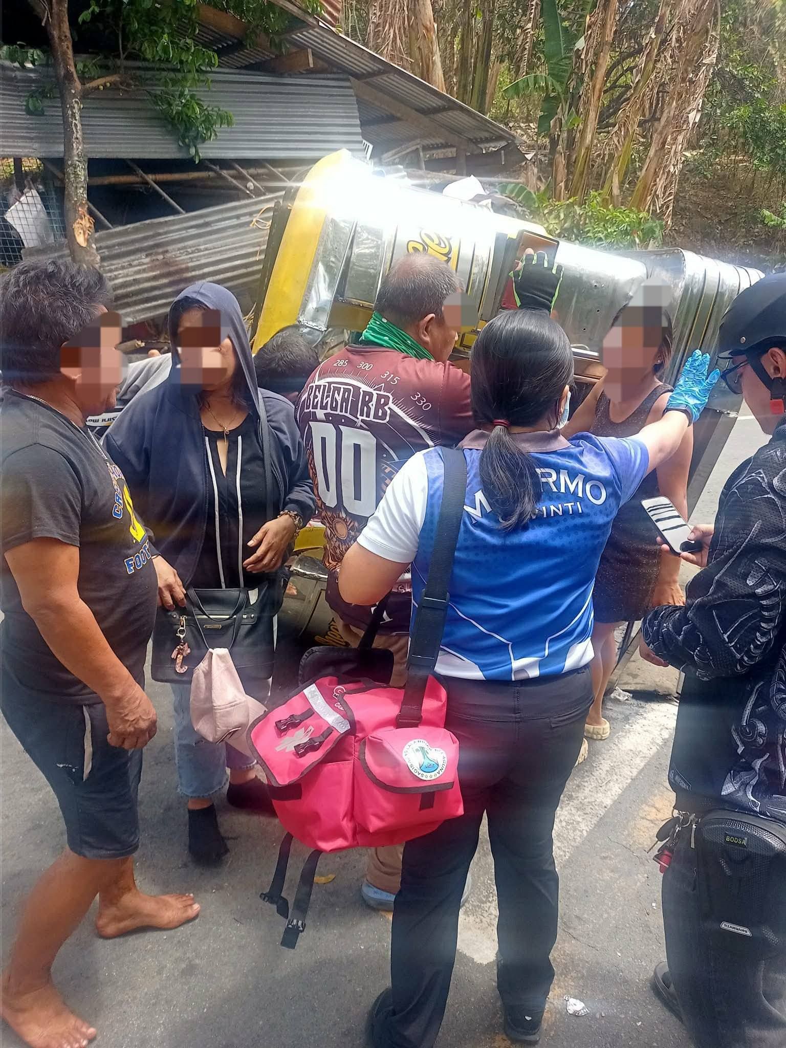 Unlucky 13 hurt in Cavinti road mishap