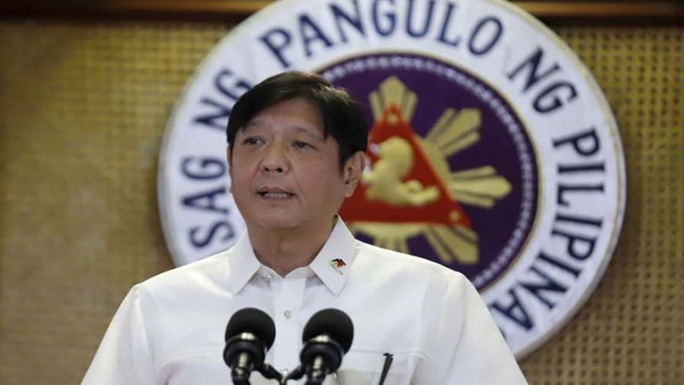 marcos-eyes-removal-of-vat-on-utilities