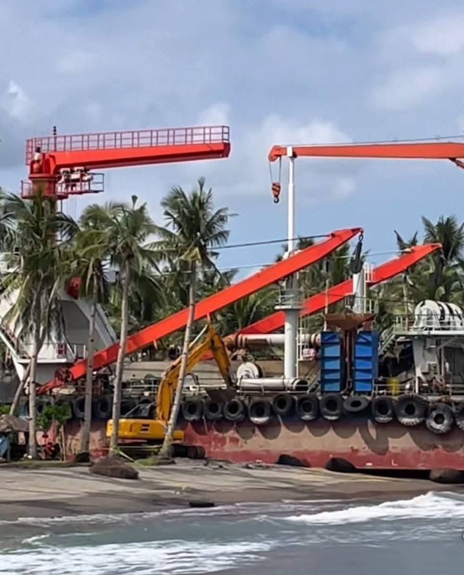 Locals Scream Resistance Against Black Sand Dredging