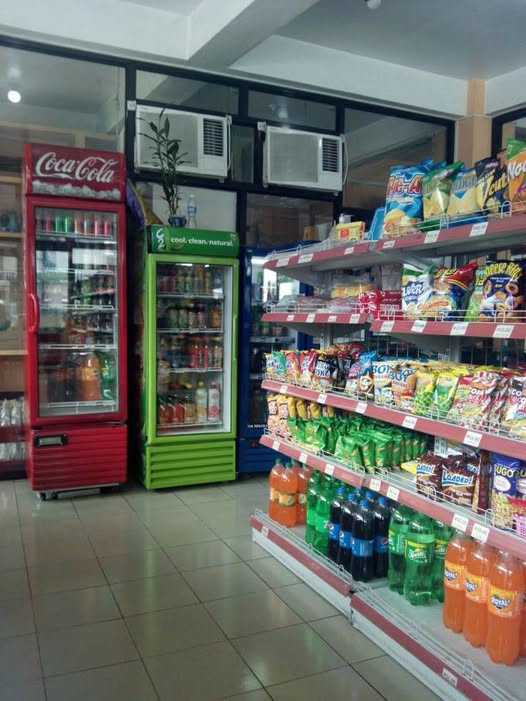 2 grocery store sa Laguna, hinoldap
