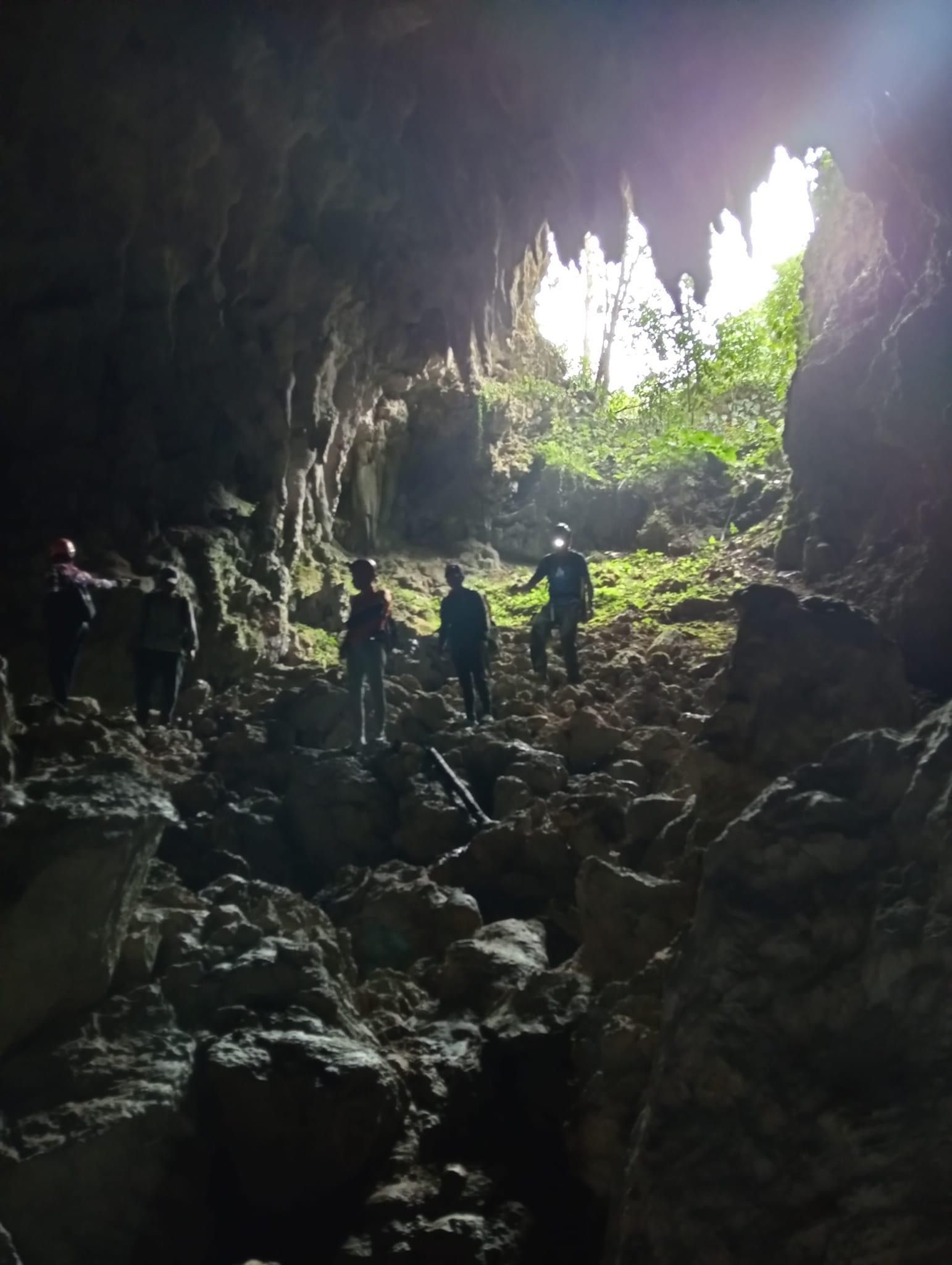 Discover The Enchanting Caves of Samar