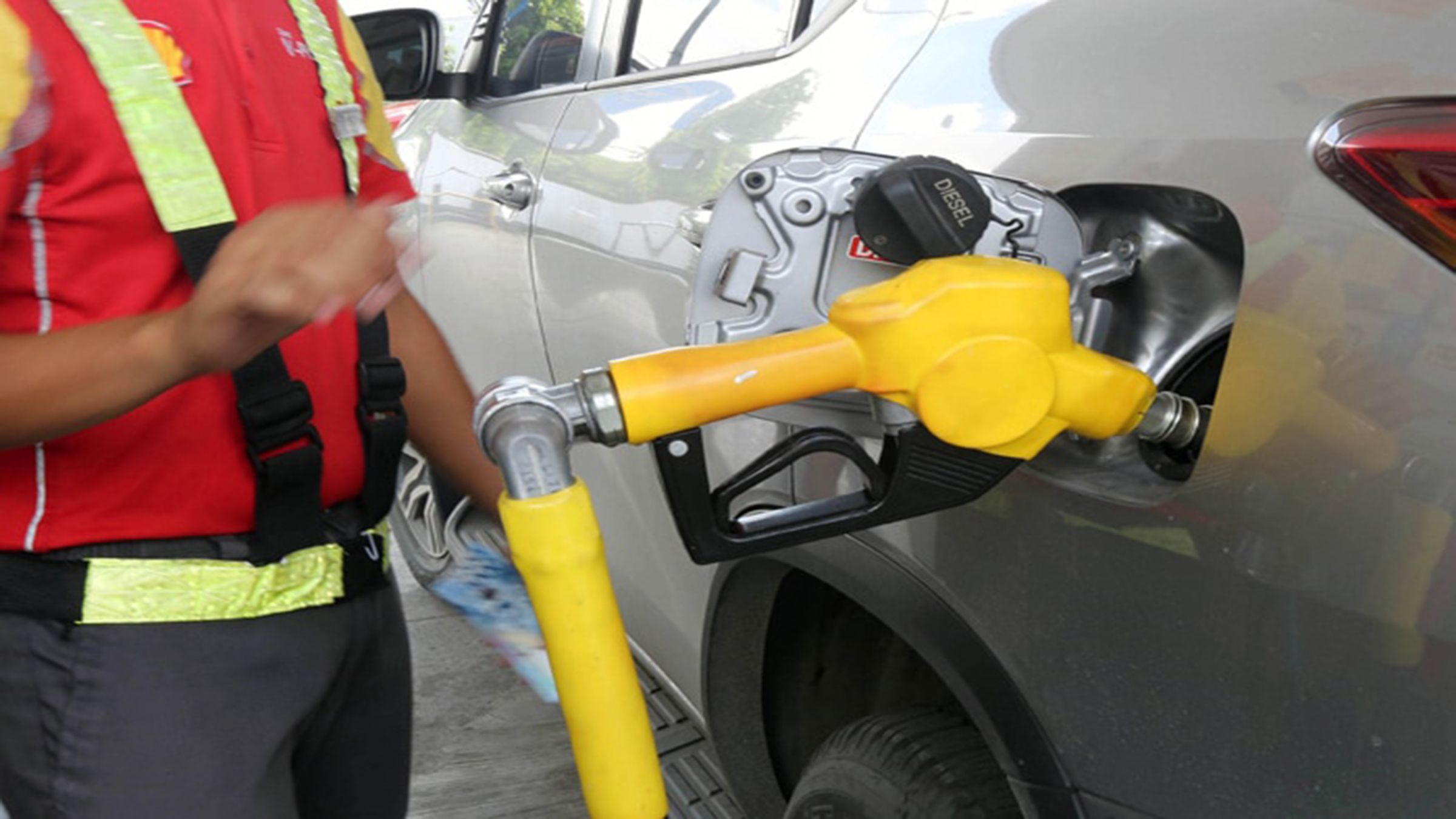 Diesel prices continue to decline, while gasoline may rise
