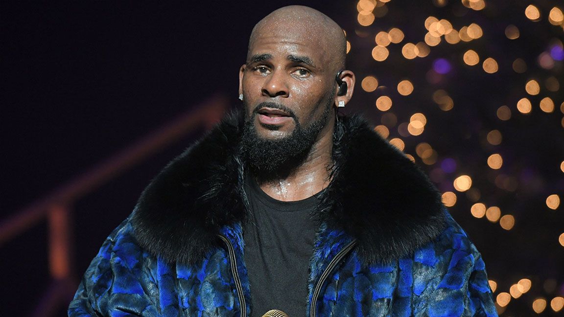 R. Kelly meted 30 years in prison for sex charges photo NME