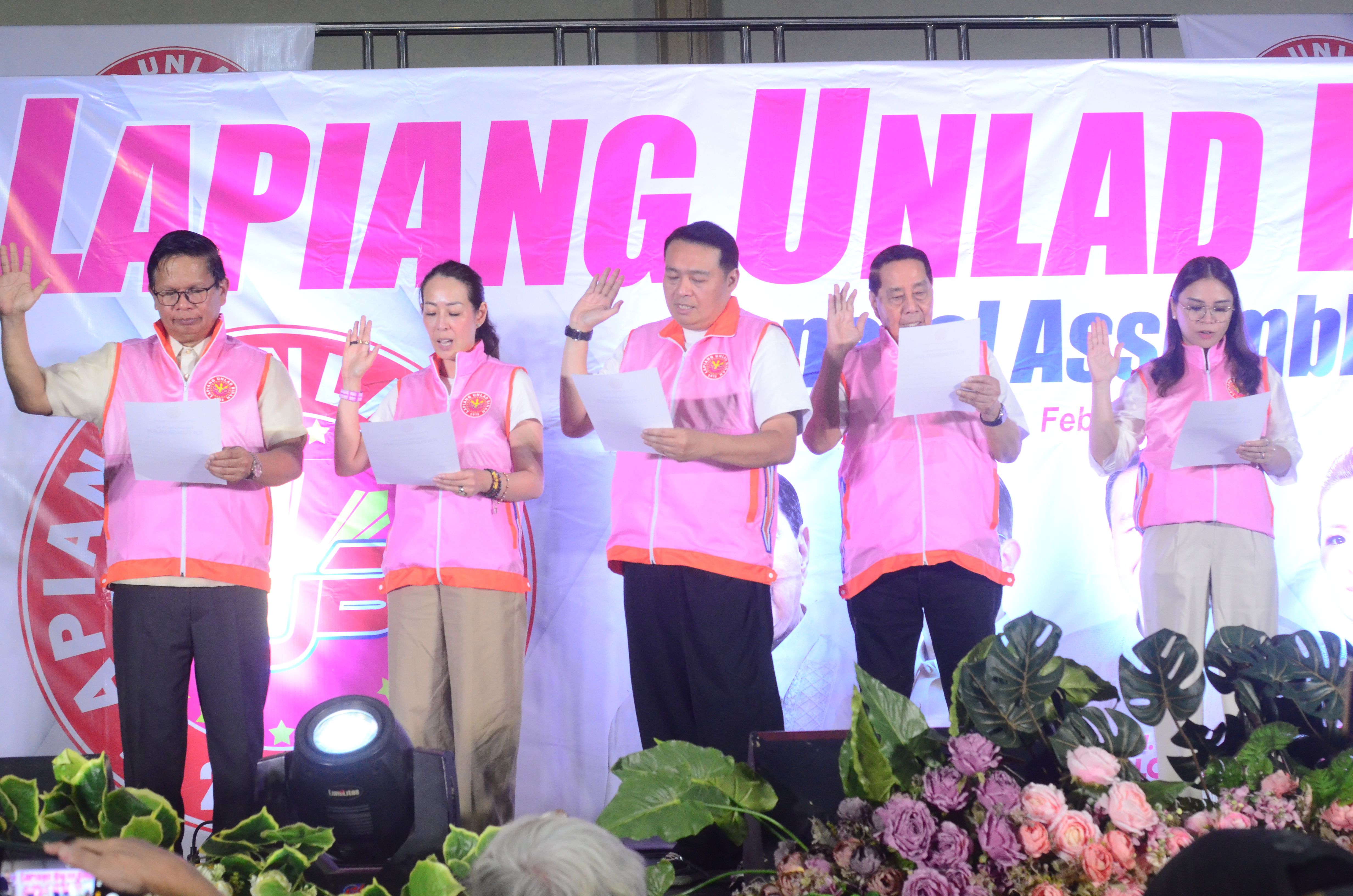 Iisang hakbang tungo sa kaunlaran