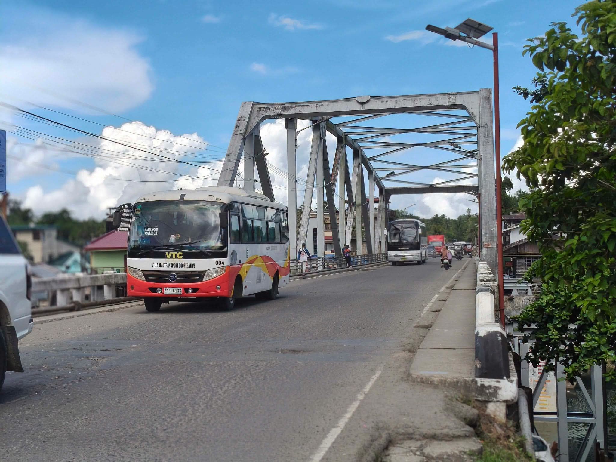 Calbiga Bridge Reopens to Two-Way Traffic