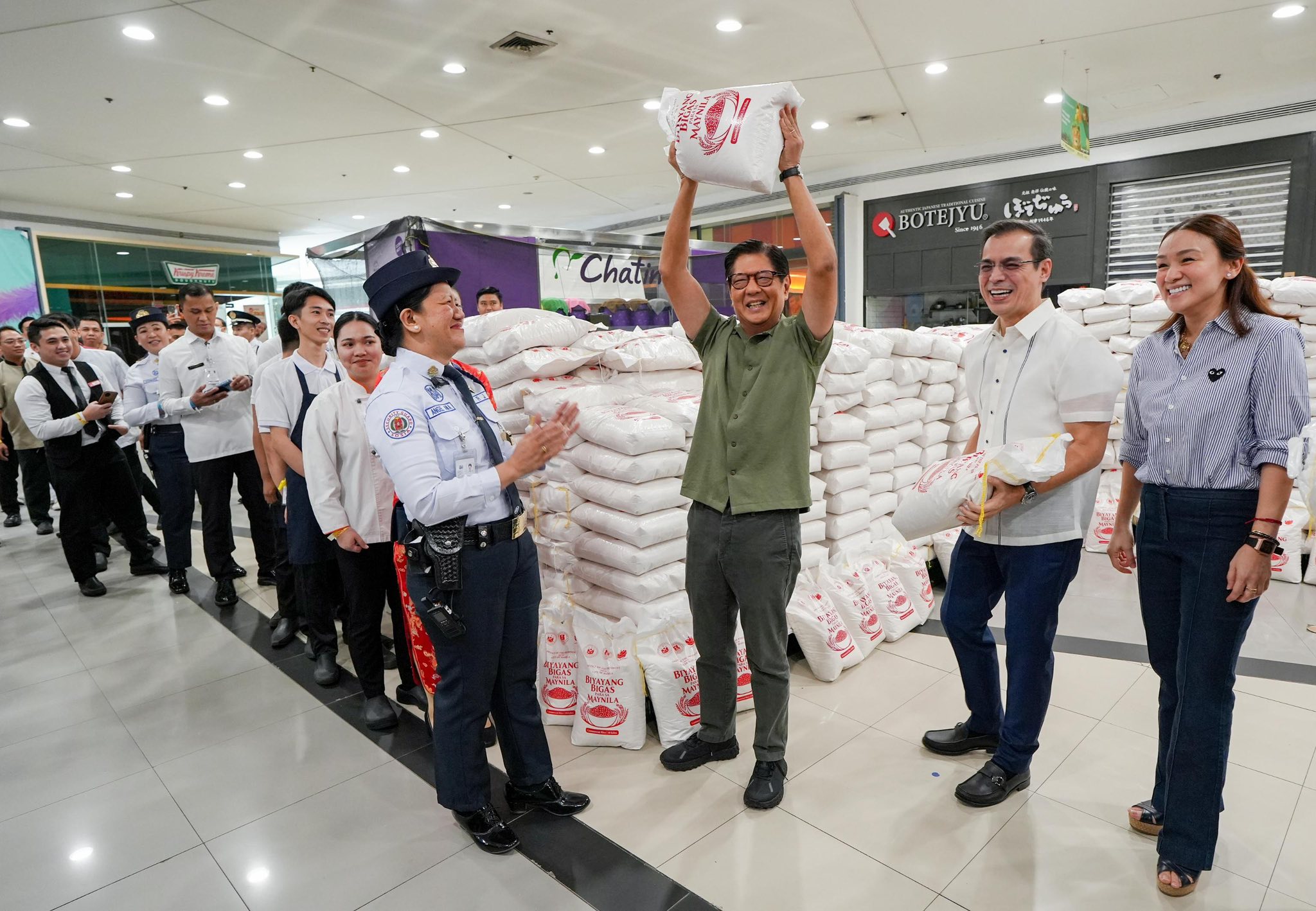 Publicity stunt Concerned citizens press SC to disclose PBBM’s health