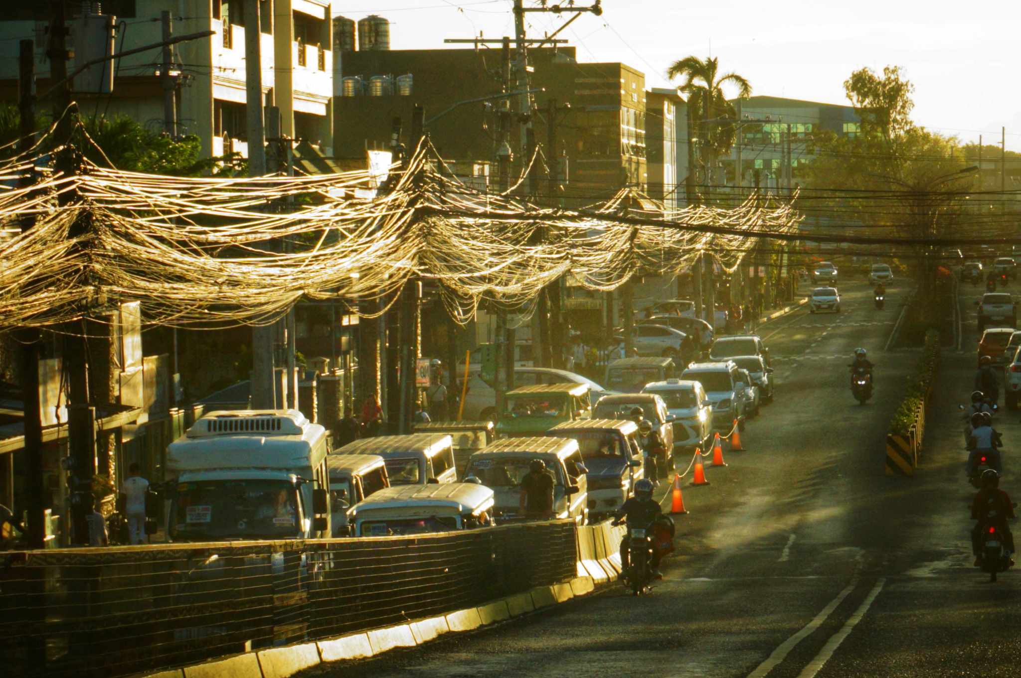 Will Deputized Traffic Guards  Make Megaworld Roads Safer?