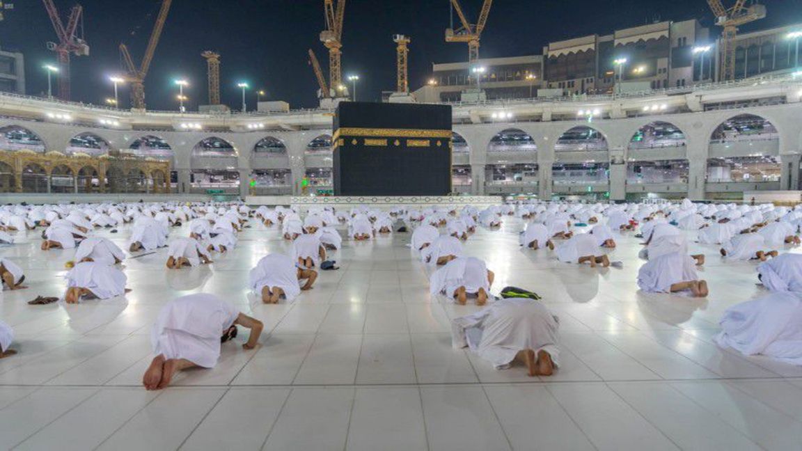 Saudi Arabia reopens Mecca’s Grand Mosque, lifts social distancing measures photo Reuters