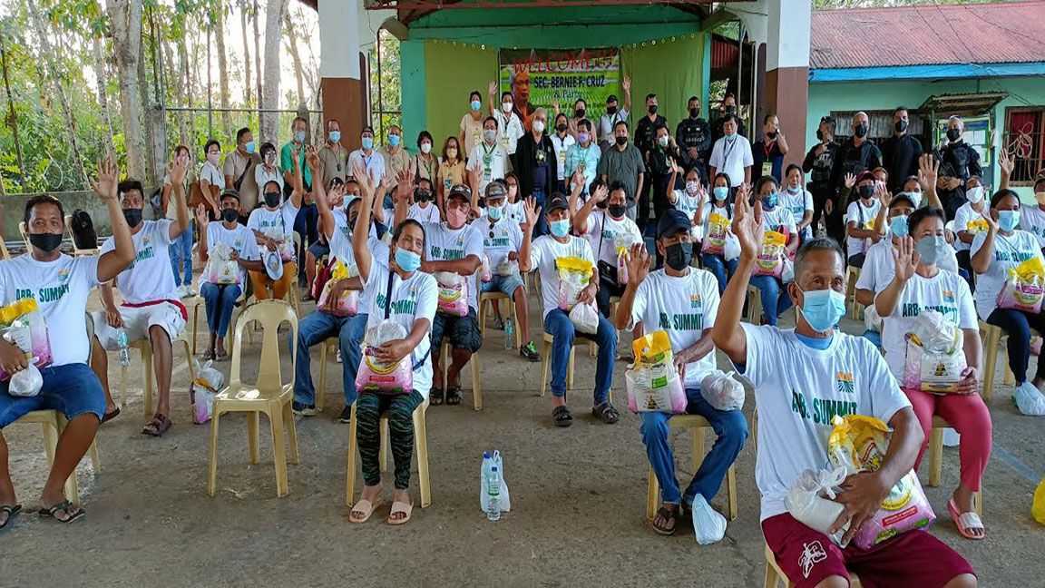 DAR assists Odette-affected farmers in Negros Oriental photo DAR