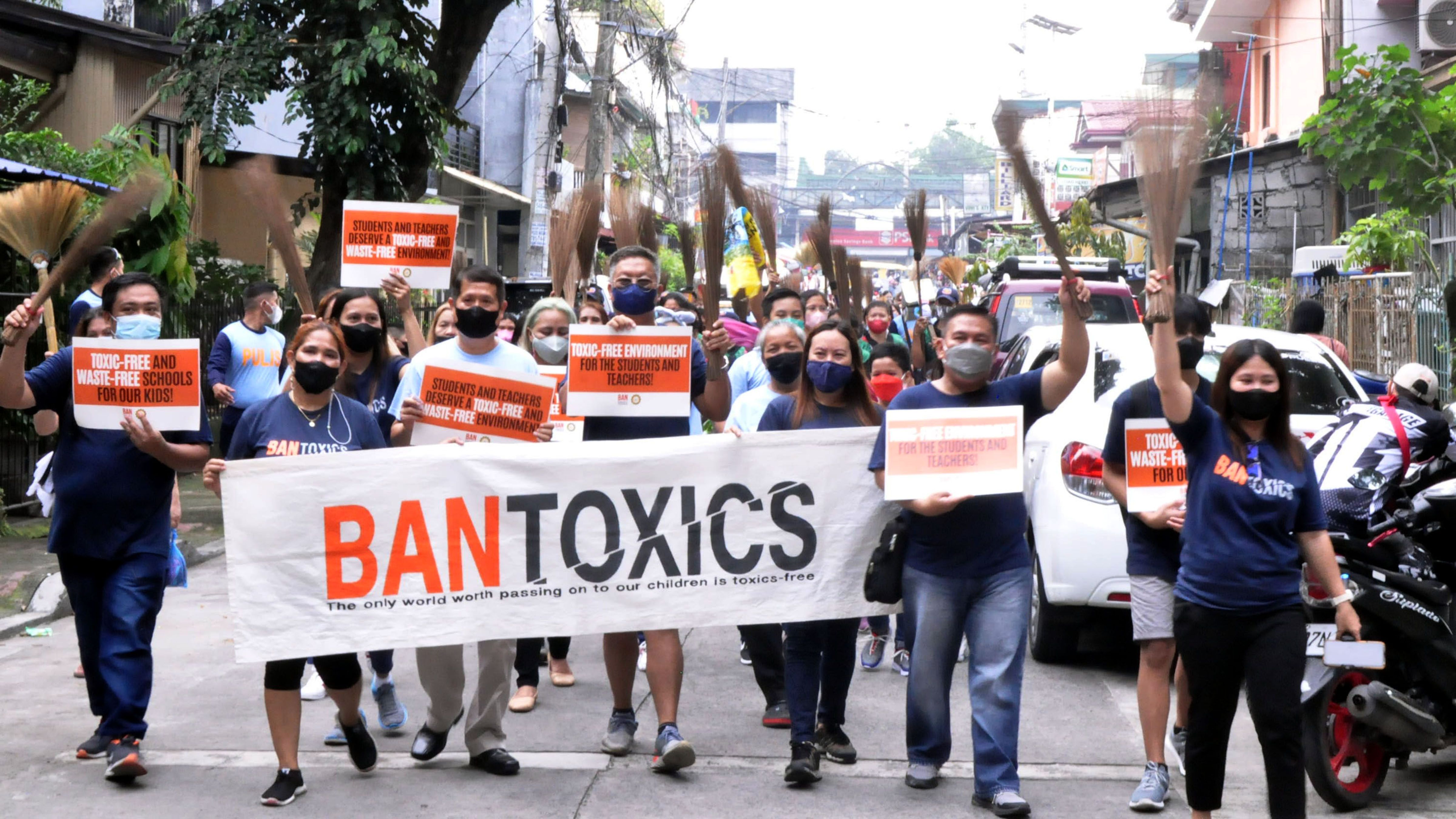 BAN TOXICS' CAMPAIGN Danny Querubin