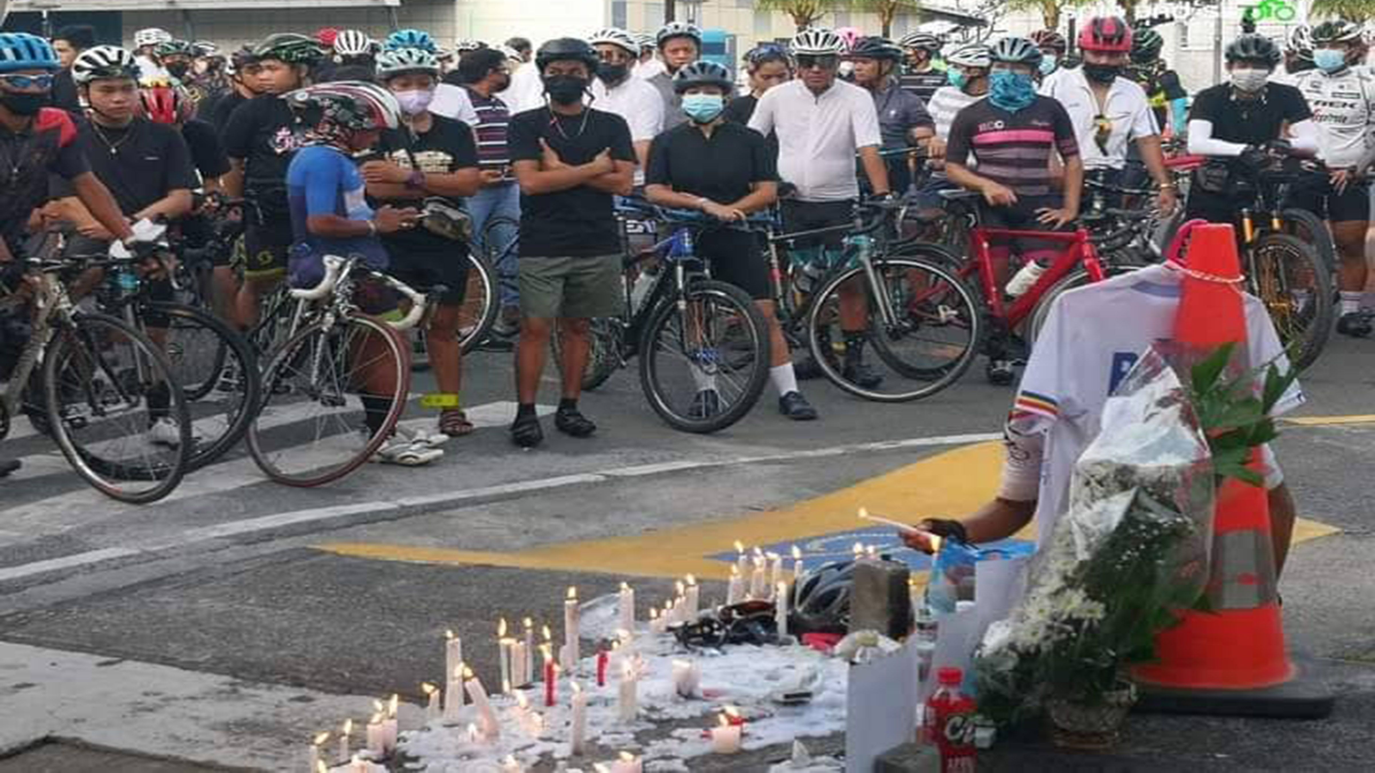 Cyclists offer morning ride for fellow cyclists killed in accident photo Spin and Shoot