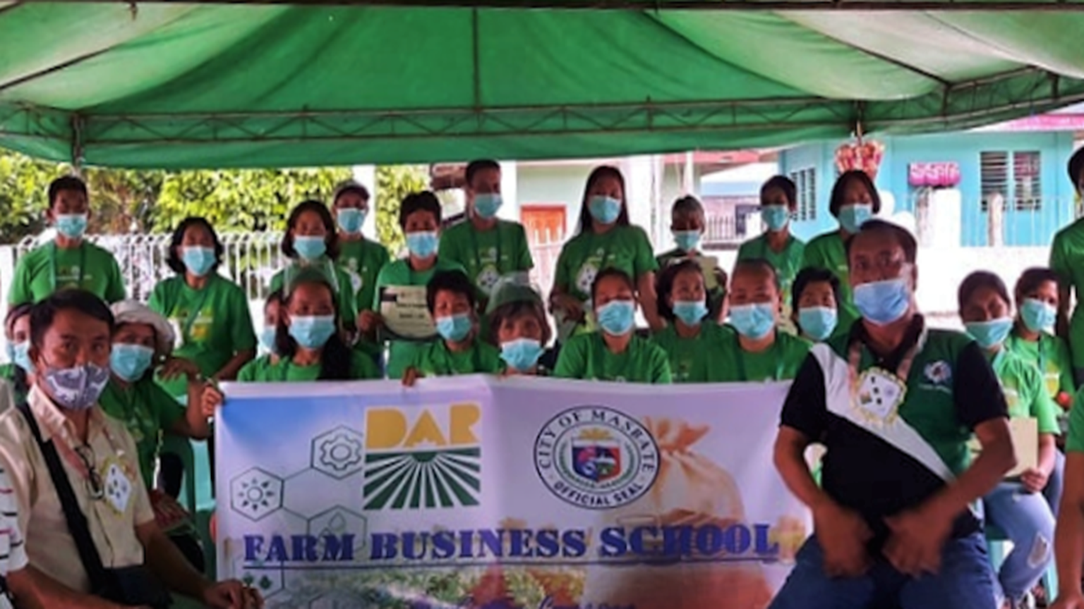 Masbate farmers graduate from DAR’s farm business school photo DAR