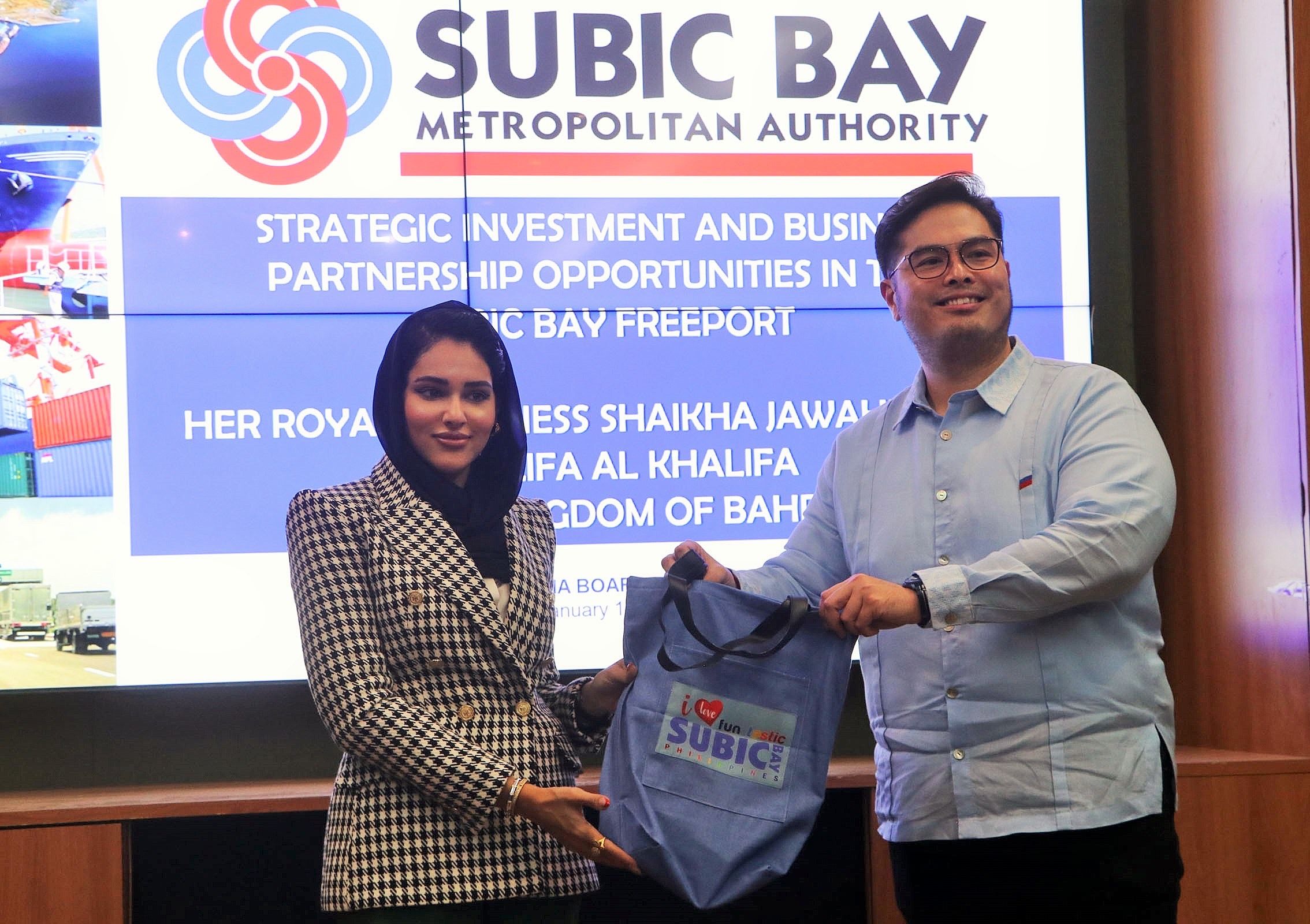 Bahrain royalty eyes  investments in Subic Freeport