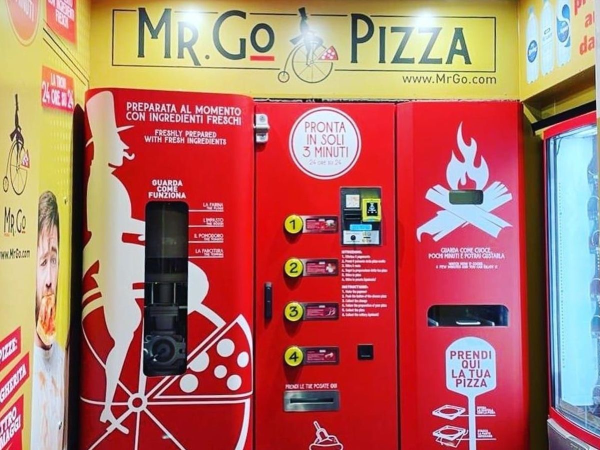 Mr. Go Pizza (Pizza vending machine)