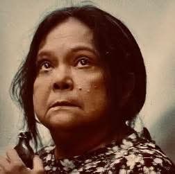 Nora Aunor enjoys filming in mysterious Siquijor