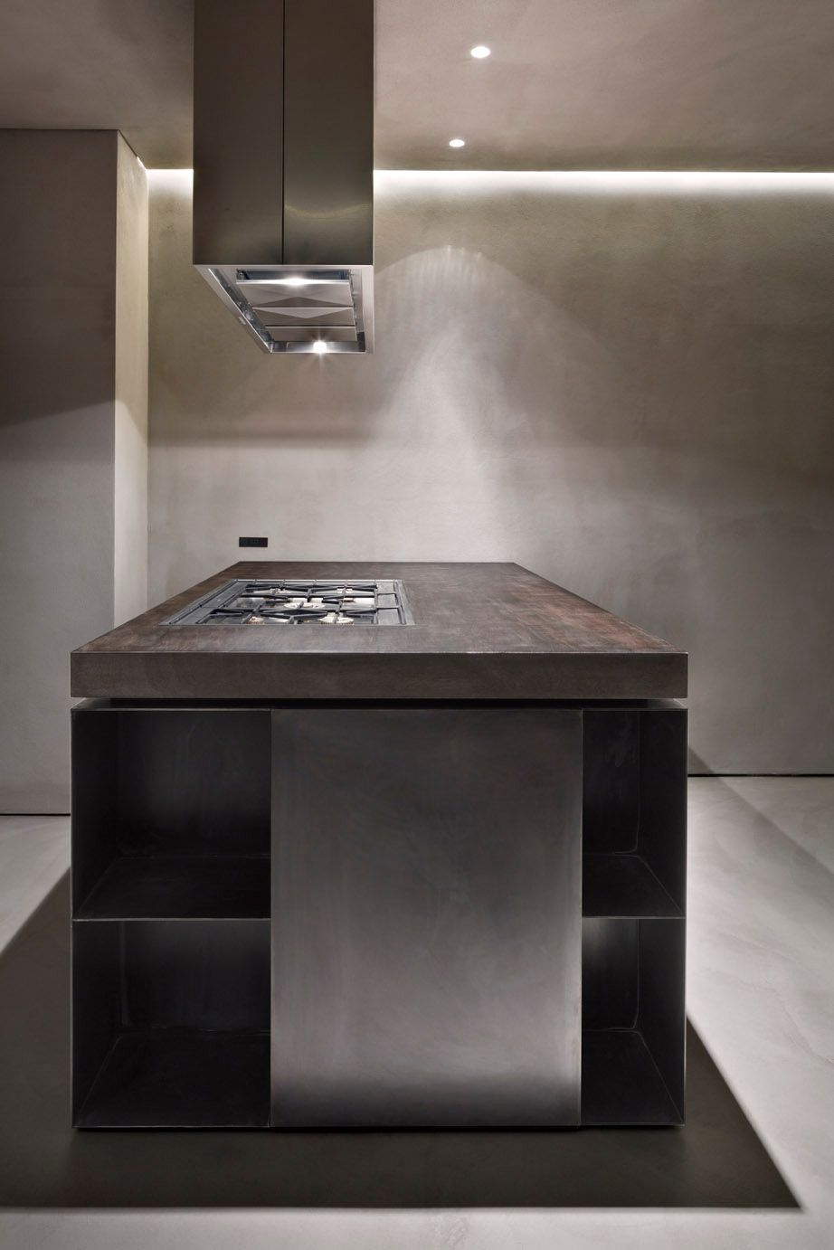 PRIVATE APARTMENT, MILANO — Storage Milano