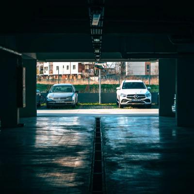 Garaże podziemne a wskaźniki parkingowe – korzystny wyrok WSA w Krakowie w sprawie planu miejscowego w Wieliczce