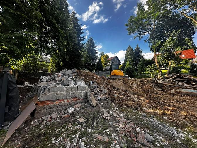 Teren nieruchomości po zakończeniu rozbiórki