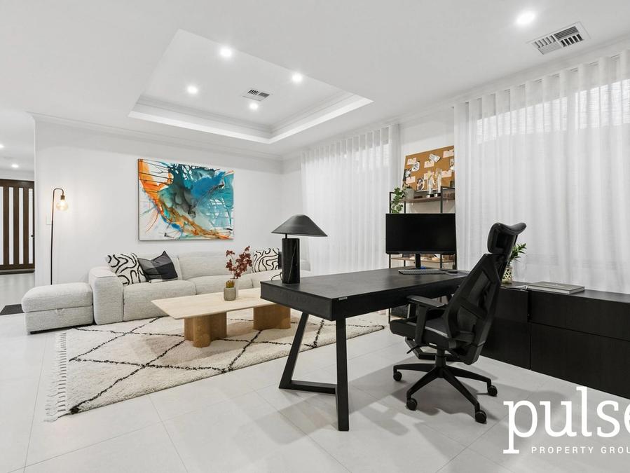 14A Parklands Square
