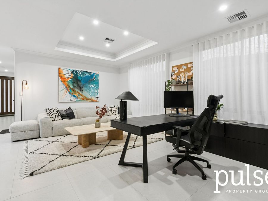 14A Parklands Square