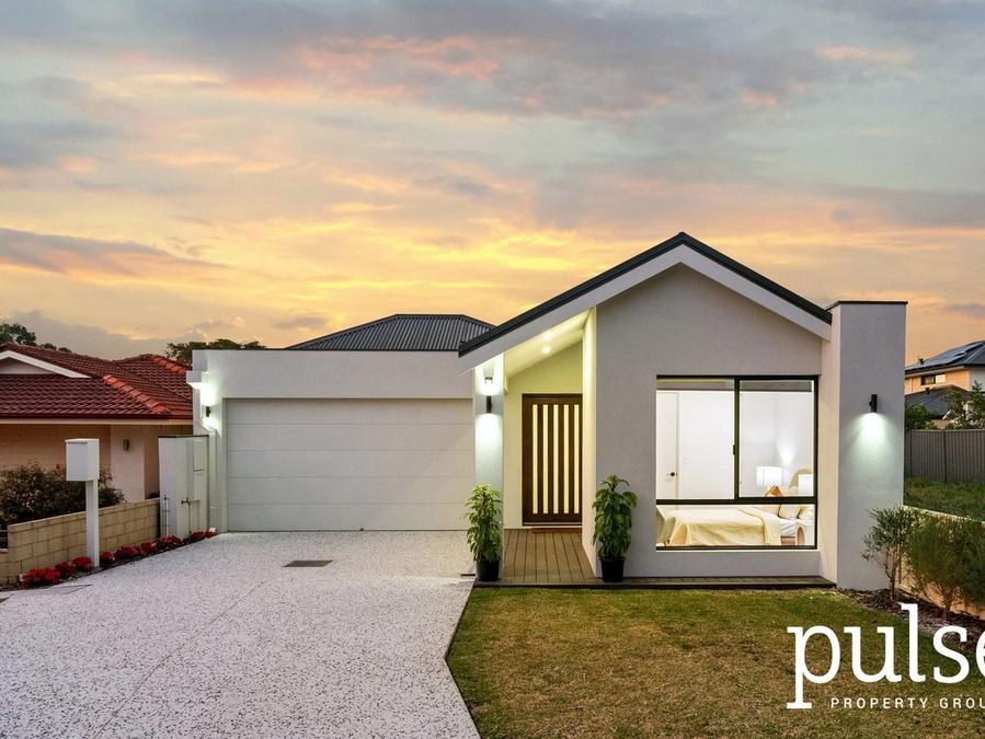 14A Parklands Square