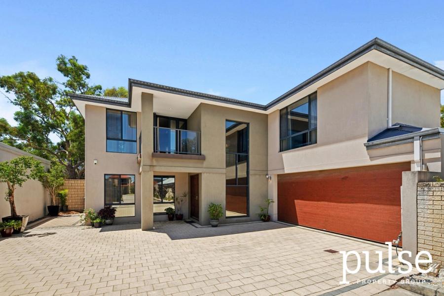 8D Lowry Street