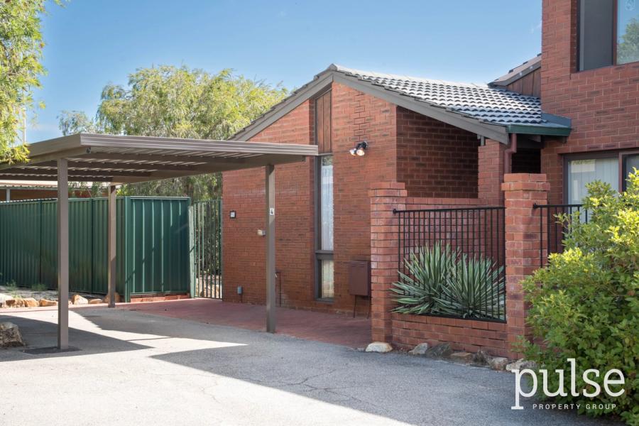 4/11 Kenton Street