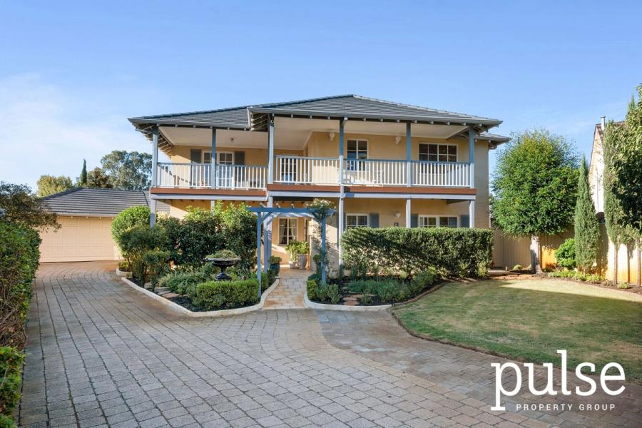 16 Aldam Crescent