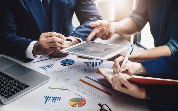 Mengapa Perjanjian Bisnis Perlu Dibuat Secara Tertulis?