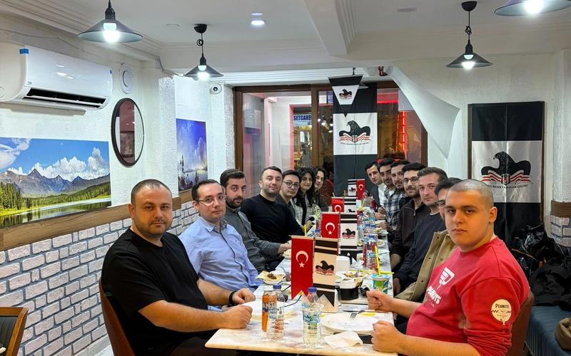 Genç Beşiktaşlılar Yönetim İftarında Buluştu