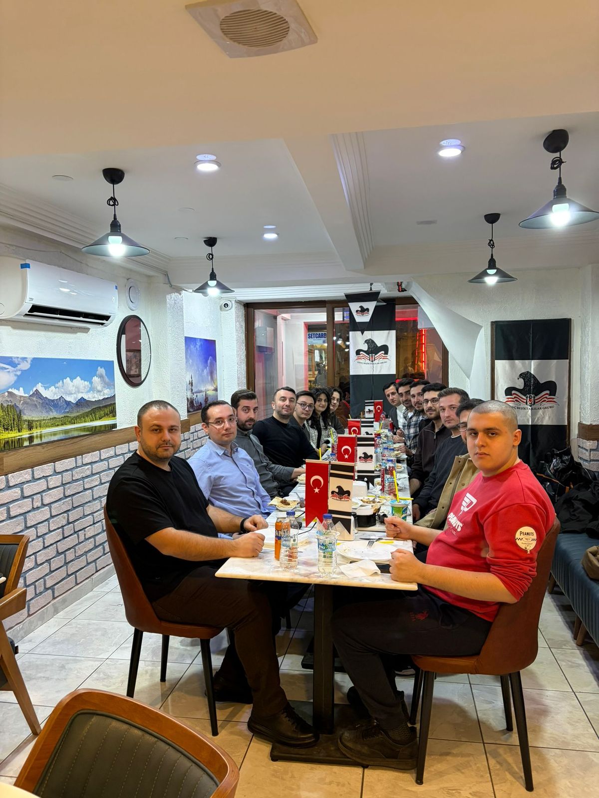 Genç Beşiktaşlılar Yönetim İftarında Buluştu - Gorsel 1