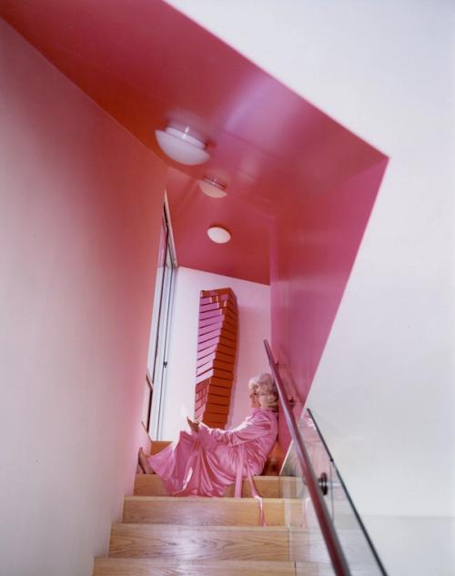 Sale House, Livia Corona