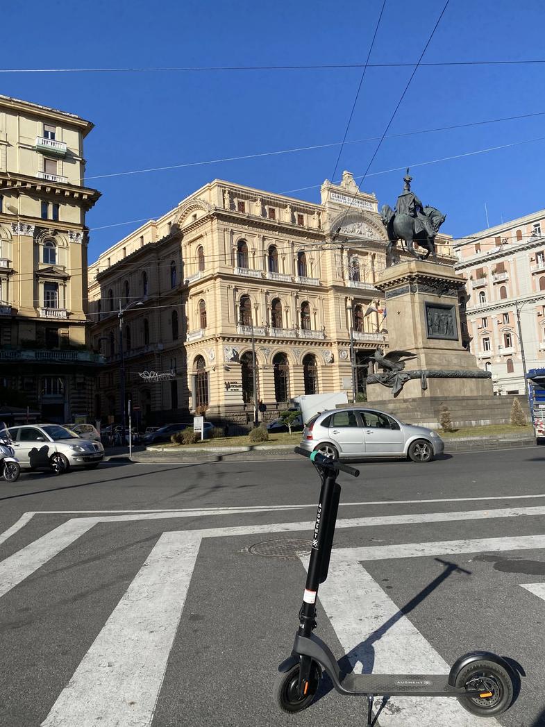 Il monopattino elettrico Augment e' sempre pronto per l'uso ovunque ti trovi monopattino elettrico sostituzione garanzia Augment Italia Milano Roma Napoli