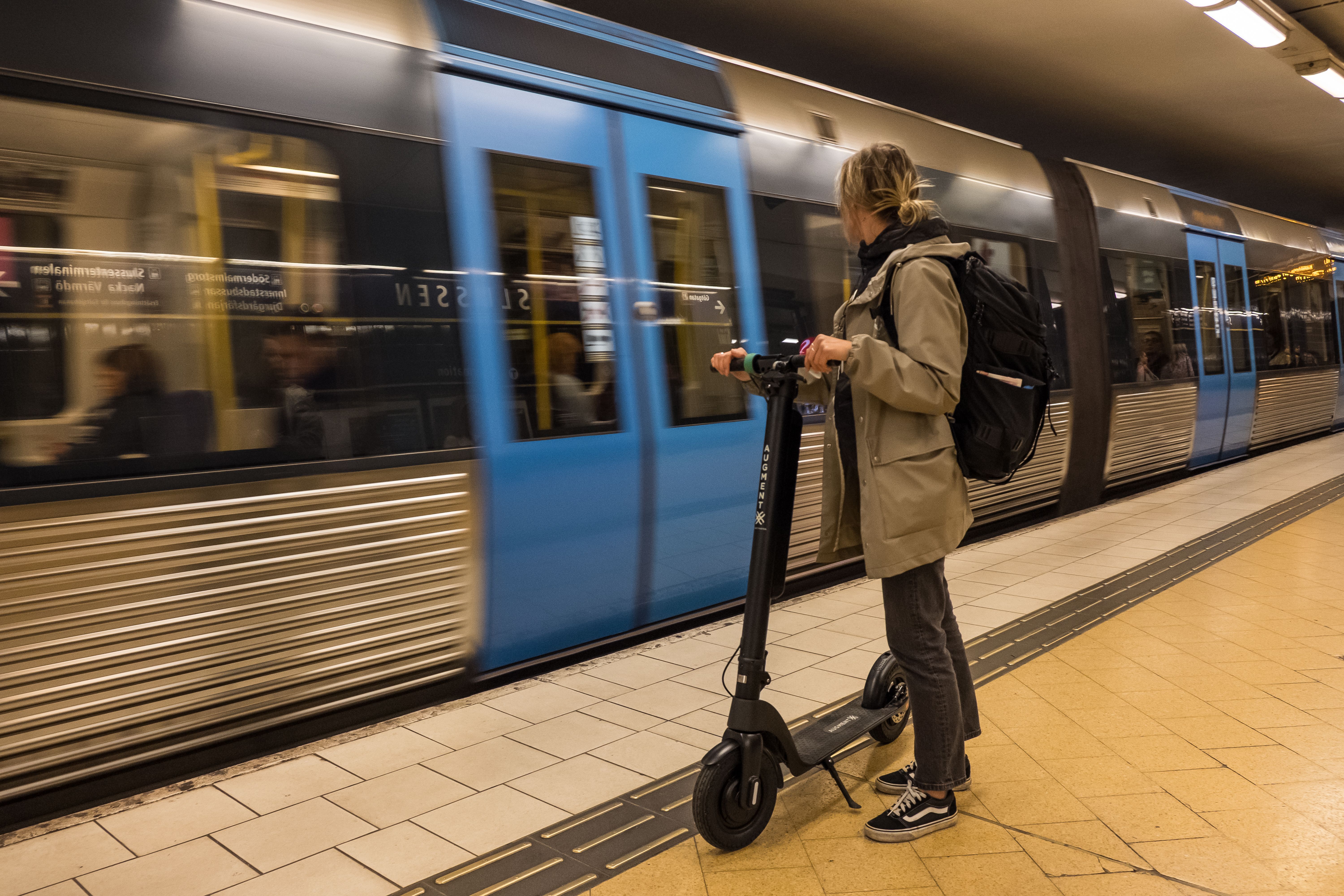 el-scooter i tåget
