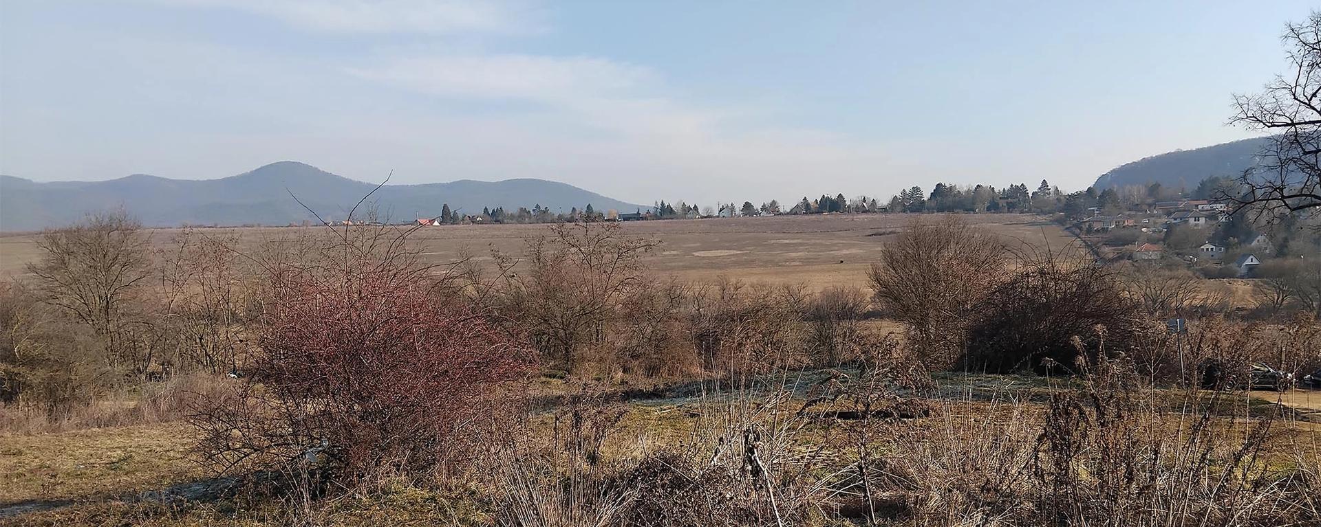 Building plot for sale — Csobánka