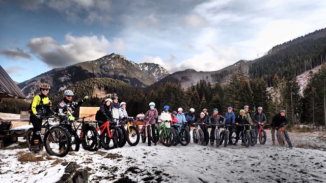 Winter Wonderland in Zakopane: Mountains, Hiking, and Team Bonding!