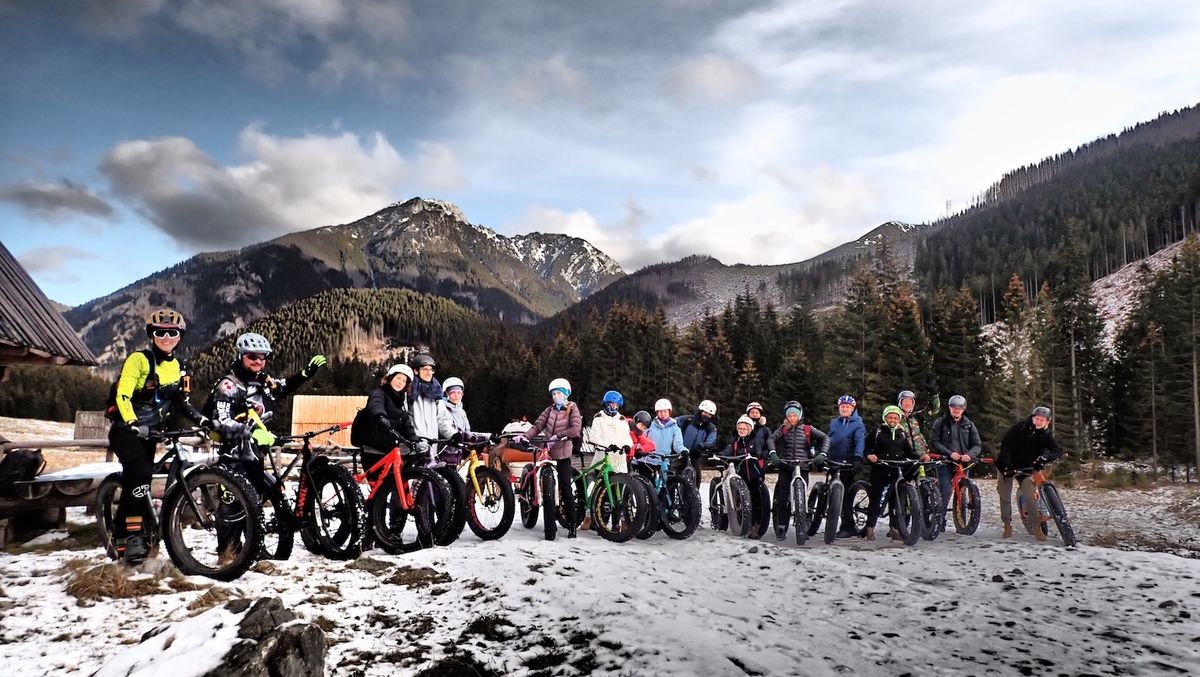 Winter Wonderland in Zakopane: Mountains, Hiking, and Team Bonding!