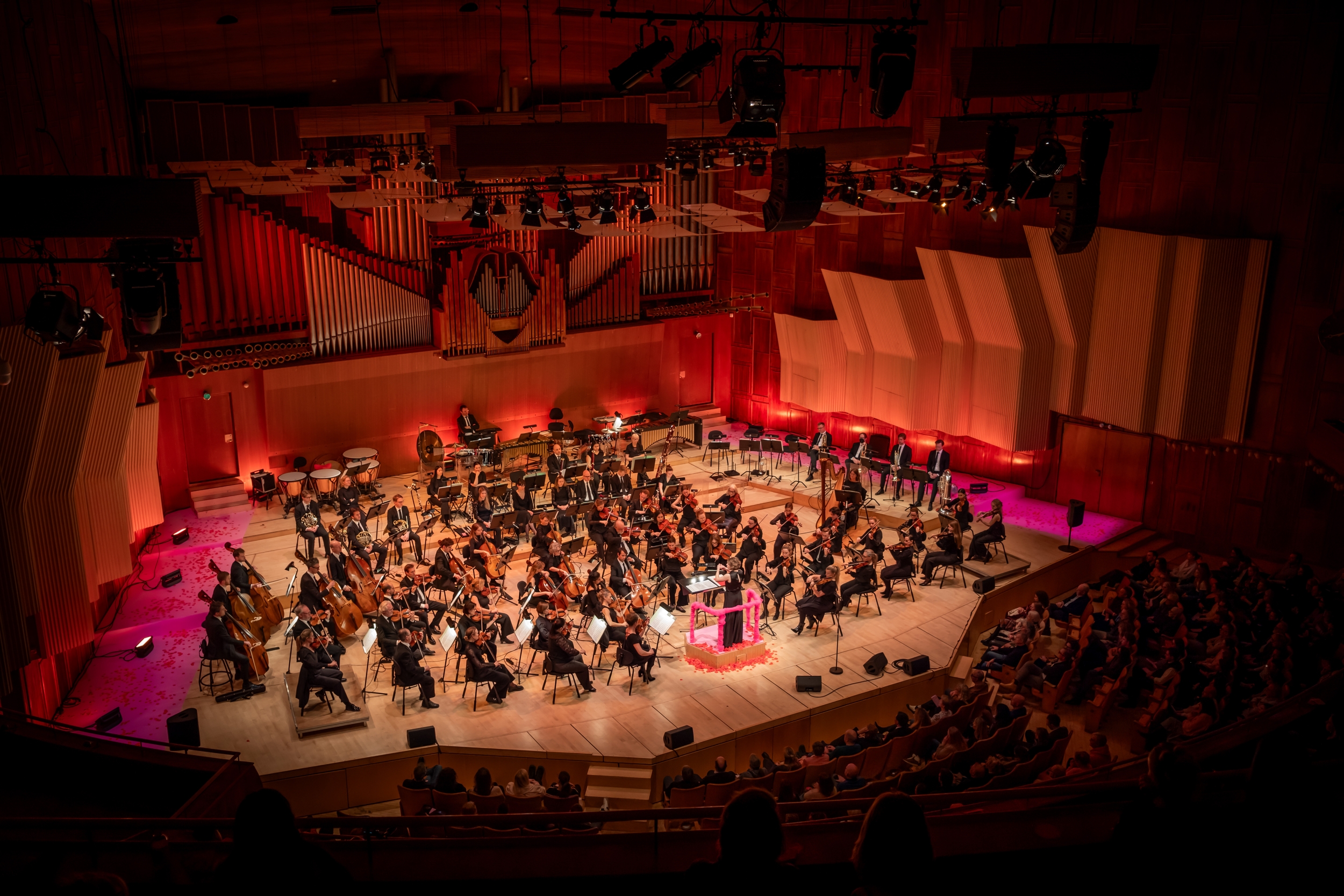 Phil In Love image 7